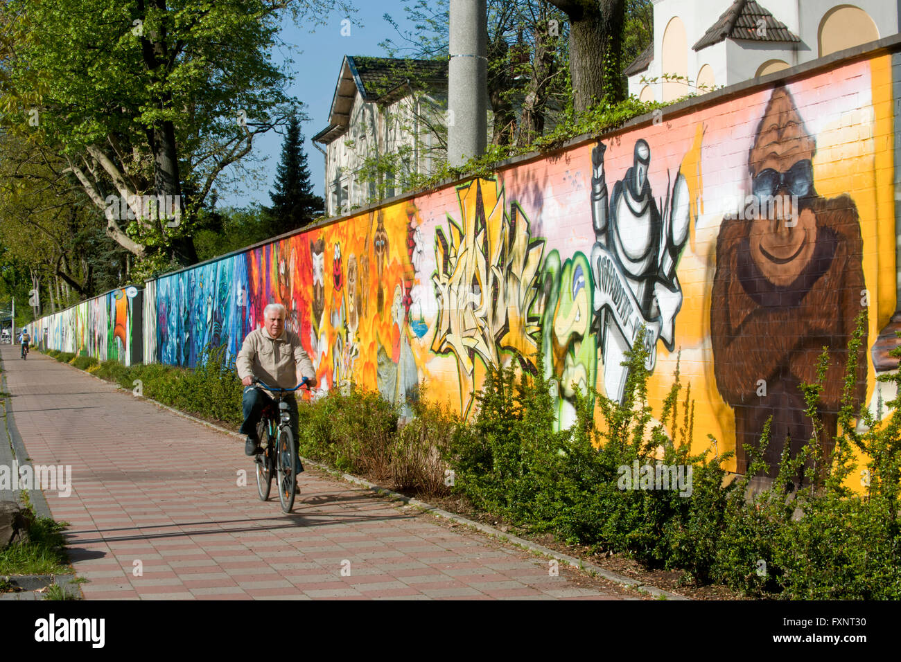 Deutschland, Köln, Riehl, Riehler Strasse, Zoo-ARTgerecht - gesprühte Kunst für den Kölner Zoo ein Wettbewerb im aprile 2011 vers Foto Stock