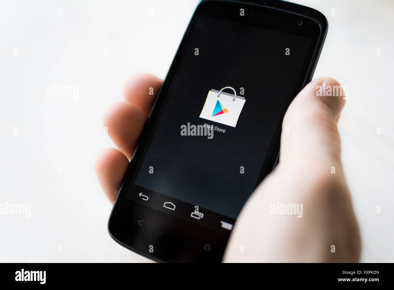 Riprodurre il logo del negozio icona sulla schermata dello smartphone Foto Stock