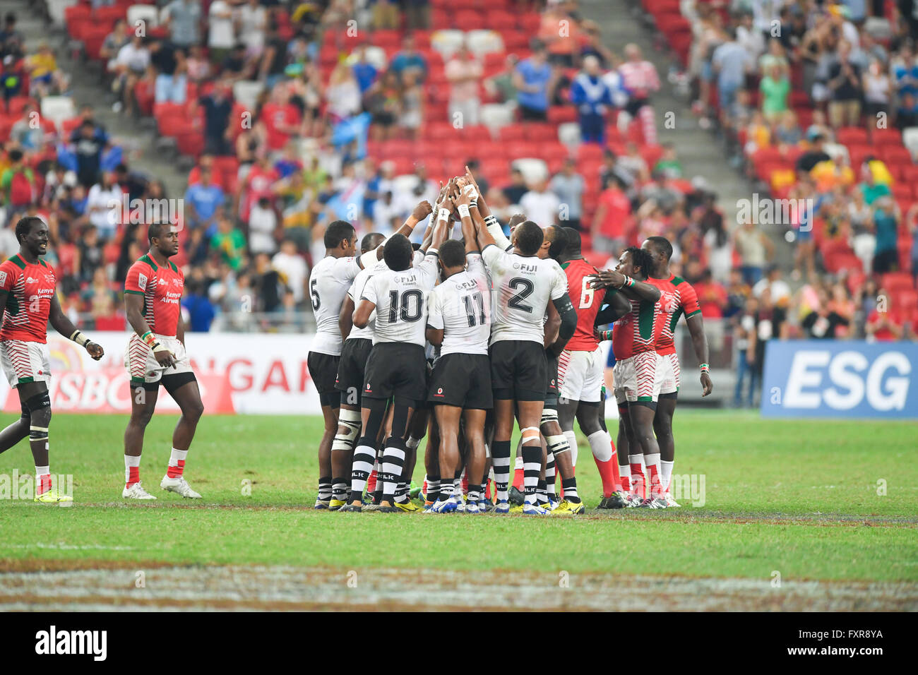 Singapore. Xvii Apr, 2016. Isole Figi team group (FIJ), 17 aprile 2016 - Rugby : HSBC Sevens World Series, Singapore Sevens corrispondono a Kenya e Isole Figi (finali di Coppa) presso lo Stadio Nazionale di Singapore. © Haruhiko Otsuka/AFLO/Alamy Live News Foto Stock