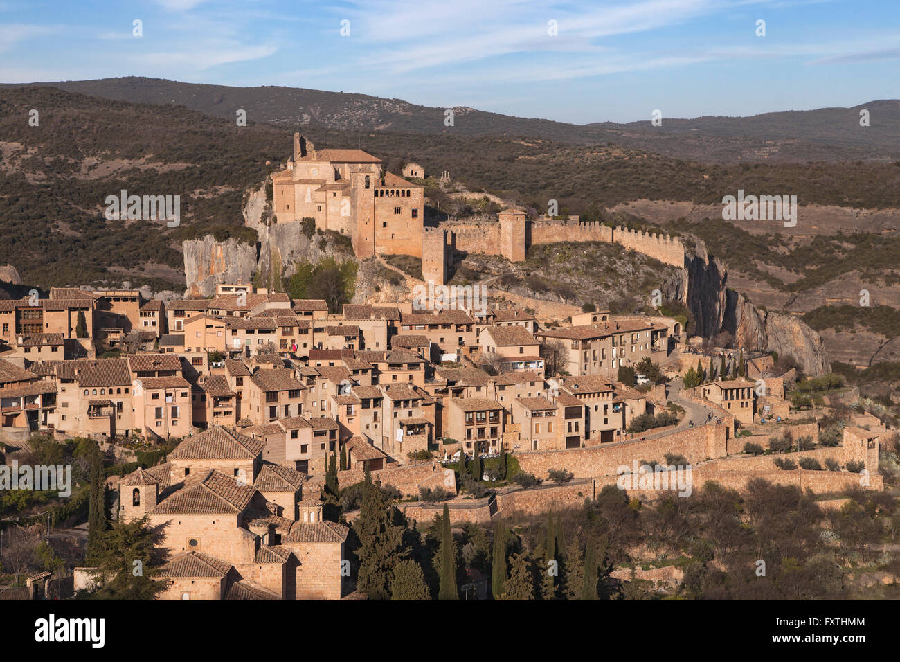 Borgo medievale di Alquezar, provincia di Huesca, Aragona, Spagna. Foto Stock