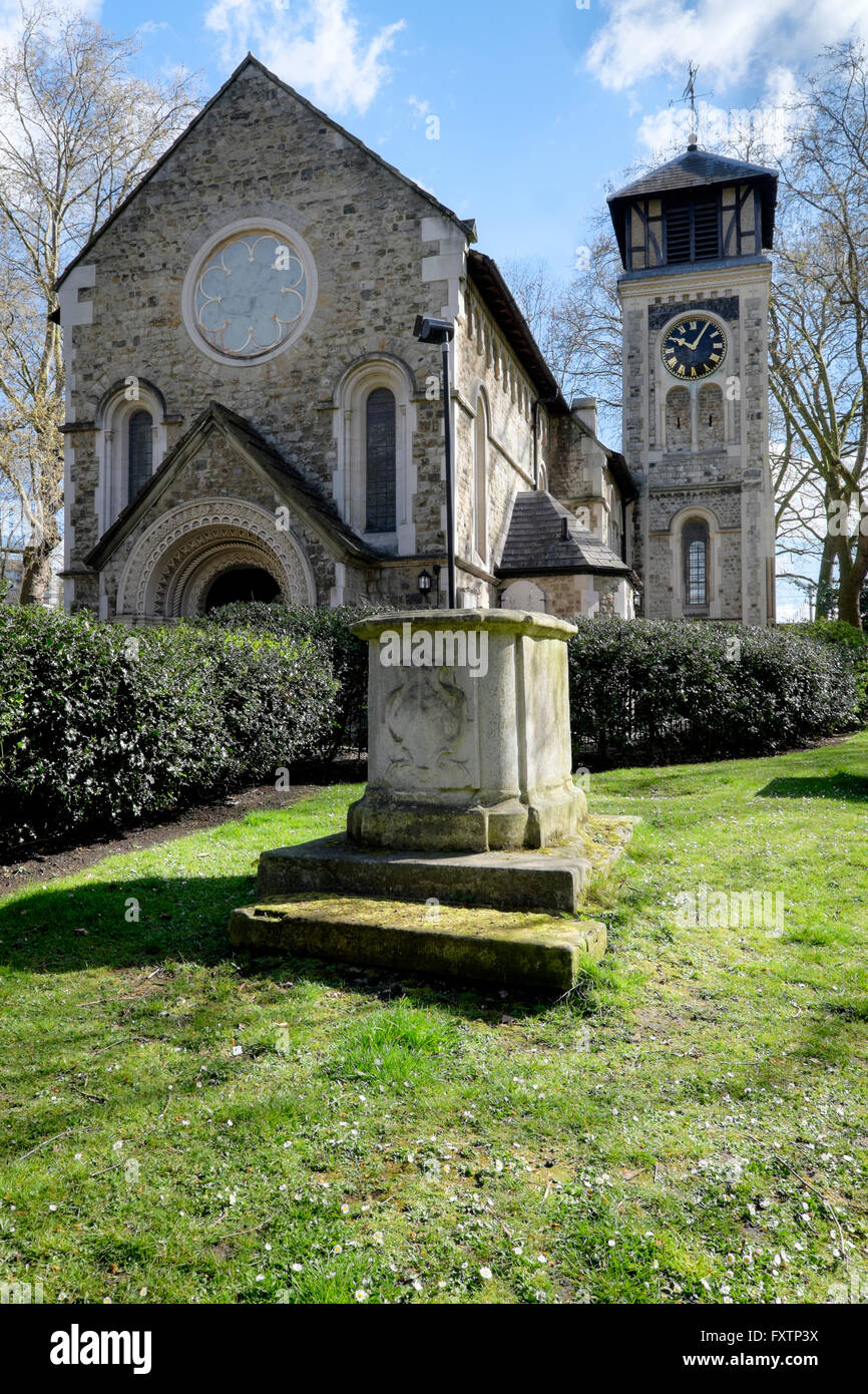 St Pancras Anglian vecchia chiesa, Somers Town, Londra, Inghilterra, Regno Unito Foto Stock