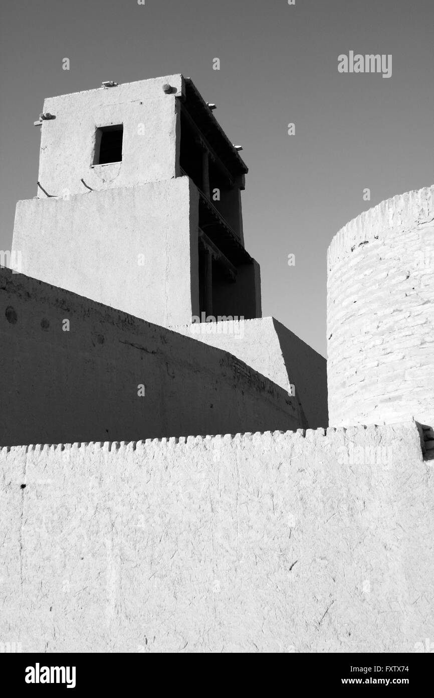 La torre di avvistamento del Kukhna Ark guarda tutti i Ichon Qala. Khiva, Uzbekistan. Foto Stock