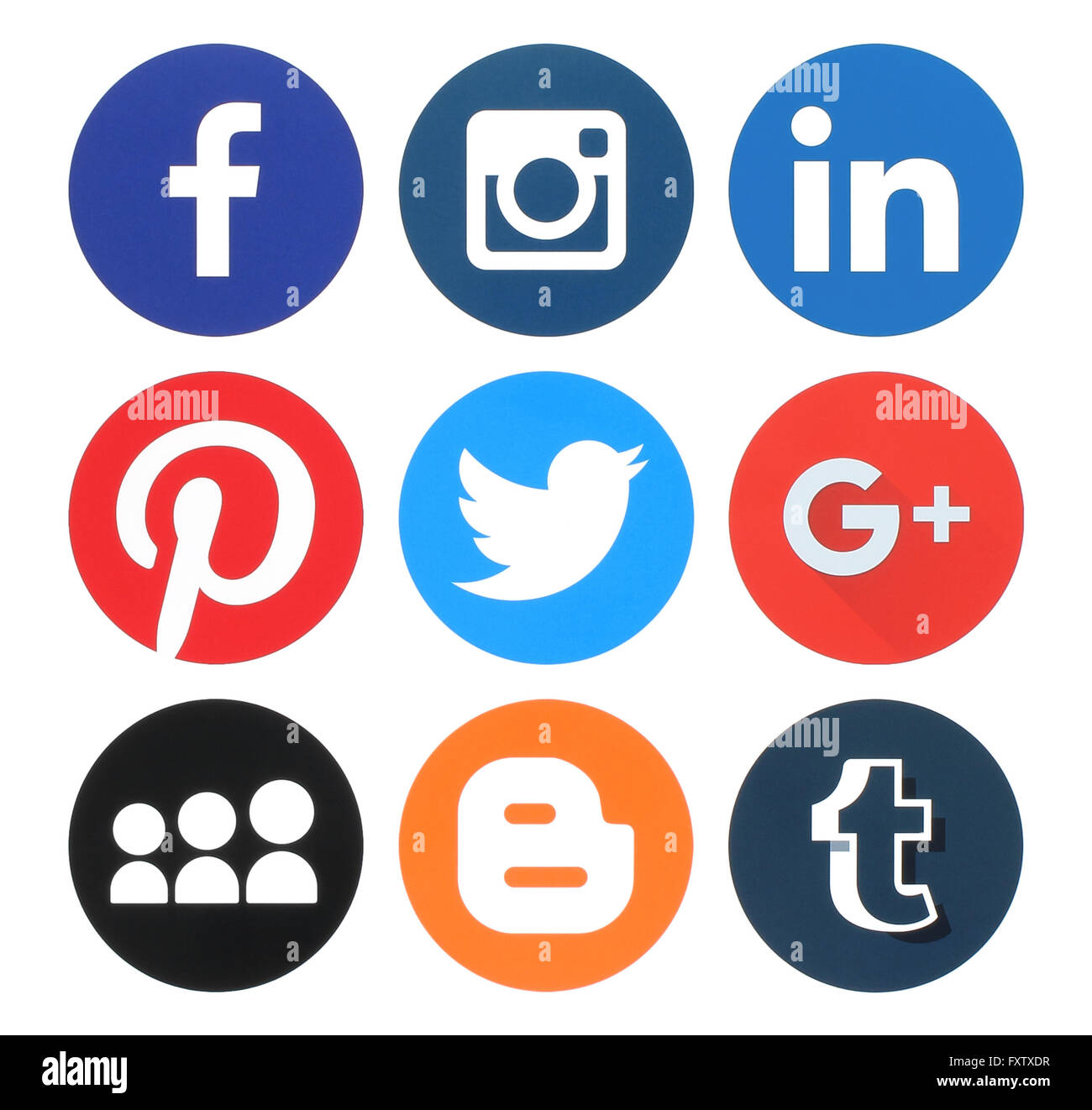 Kiev, Ucraina - 18 Marzo 2016: Raccolta di round popolare social media logo stampato su carta:Facebook, Twitter, Google Plus Foto Stock