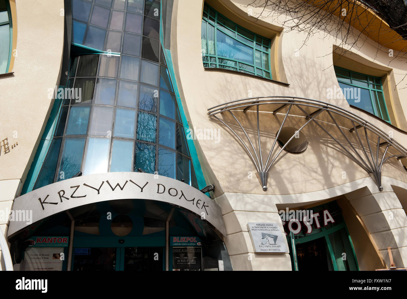 Krzywy Domek ingresso in Sopot, crooked piccola casa Funny shaped esterno dell'edificio attrazione turistica in Polonia, Europa, viaggi Foto Stock