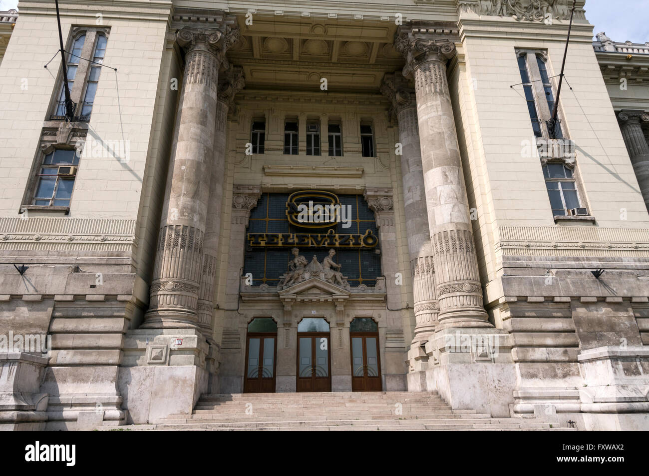 L'ex Borsa in Piazza della Libertà,Budapest, è ora la sede della nazionale ungherese di studi televisivi, Hun Foto Stock