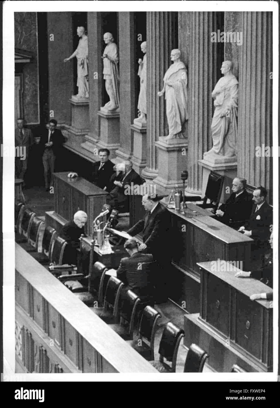 Der ehemalige ONU-Generalsekretär Trygve Lie in Wien Foto Stock