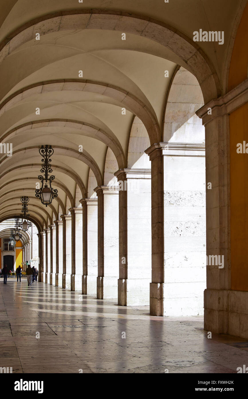 Arcade della Corte Suprema di Giustizia a Lisbona, Portogallo Foto Stock
