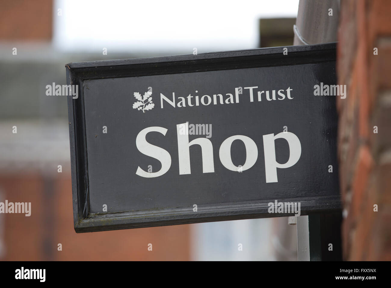 Il National Trust shop segno Foto Stock