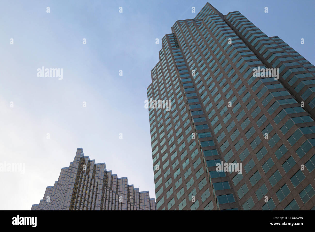 Grattacieli nel centro cittadino di Toronto su Front Street e Bay Street Foto Stock