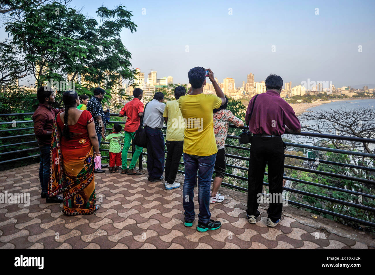 India Mumbai Bombay una vista della città e Marine Drive da Kamla Nehru Park Foto Stock