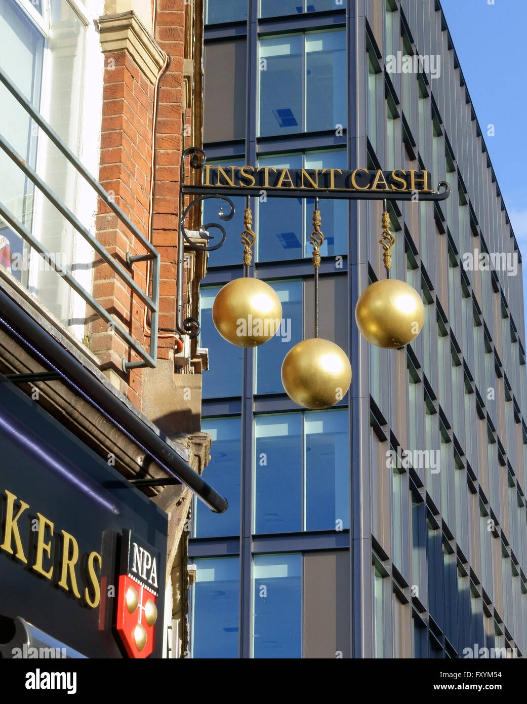 Simbolo Pawnbrokers in Sheffield England Regno Unito Foto Stock