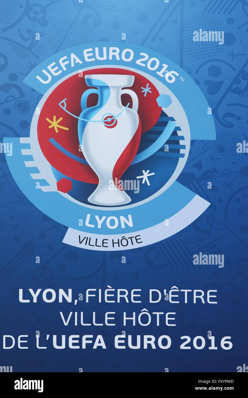 Pannello di UEFA EURO 2016 di calcio e ospite della città di Lione vicino lo stadio di Gerland, Francia Foto Stock