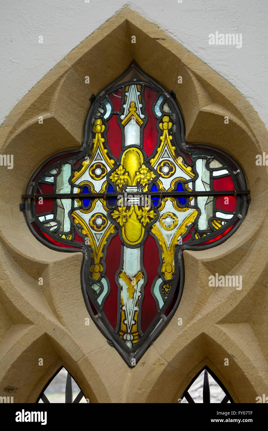 Il vetro macchiato del nuovo Sud portico della chiesa della Santa Trinità, Stratford-upon-Avon, Regno Unito Foto Stock