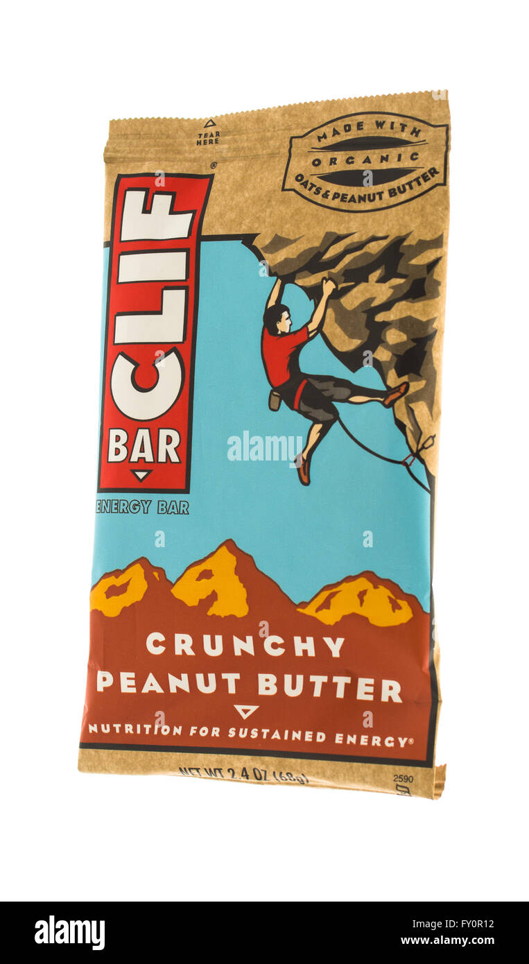 Winneconne, WI - 15 Maggio 2015: Cliff energy bar di croccante e burro di arachidi sapore. Foto Stock