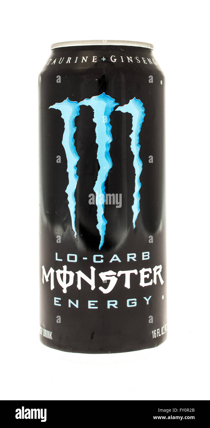 Winneconne, WI - 5 Giugno 2015: Possibile del mostro lo-carb energy drink Foto Stock