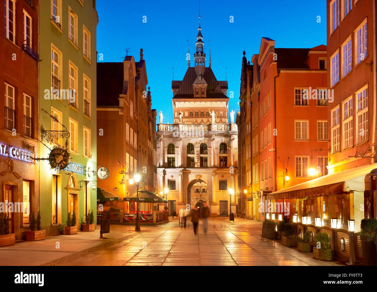 Gdansk - vista serale del Golden Gate, Città Vecchia di Danzica, Polonia Foto Stock