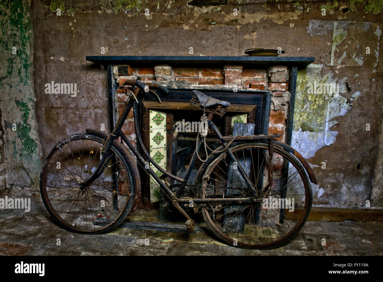 Situato nella piccola città di Breckland di Brandon, Suffolk, si trova una piccola cascina che è stato toccato da oltre trent'anni. Foto Stock