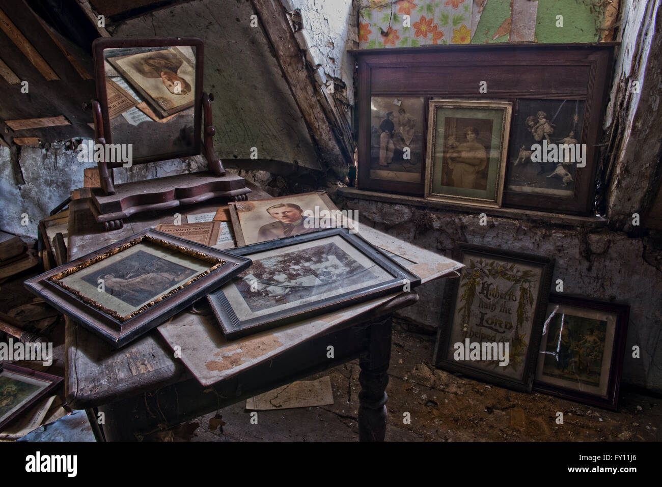Situato nella piccola città di Breckland di Brandon, Suffolk, si trova una piccola cascina che è stato toccato da oltre trent'anni. Foto Stock