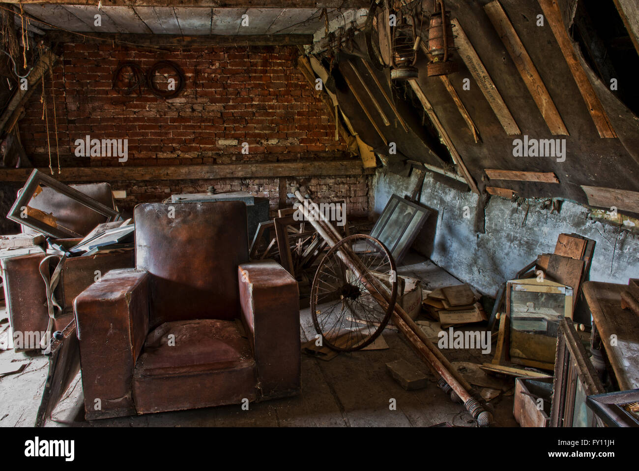 Situato nella piccola città di Breckland di Brandon, Suffolk, si trova una piccola cascina che è stato toccato da oltre trent'anni. Foto Stock
