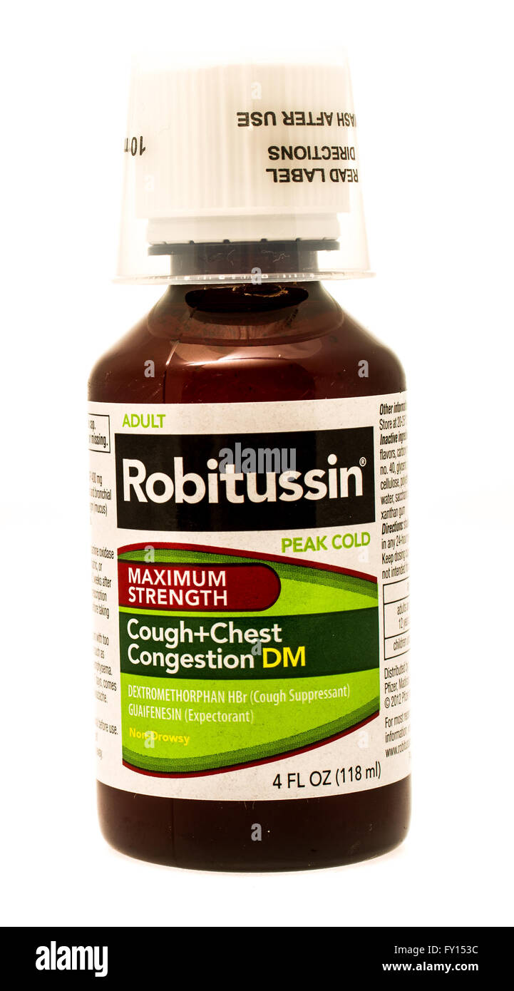 Winneconne, WI -1 OTT 2015: Bottiglia di Roitussin tosse e congestione toracica medicina Foto Stock