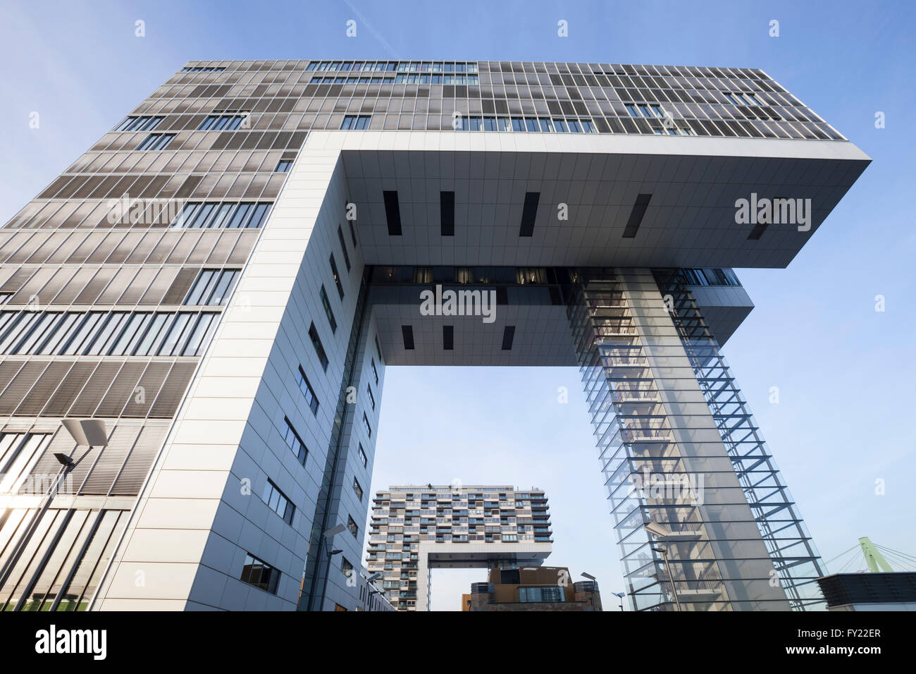 Edifici Kranhäuser in Rheinauhafen, Colonia, nella Renania settentrionale-Vestfalia, Germania Foto Stock