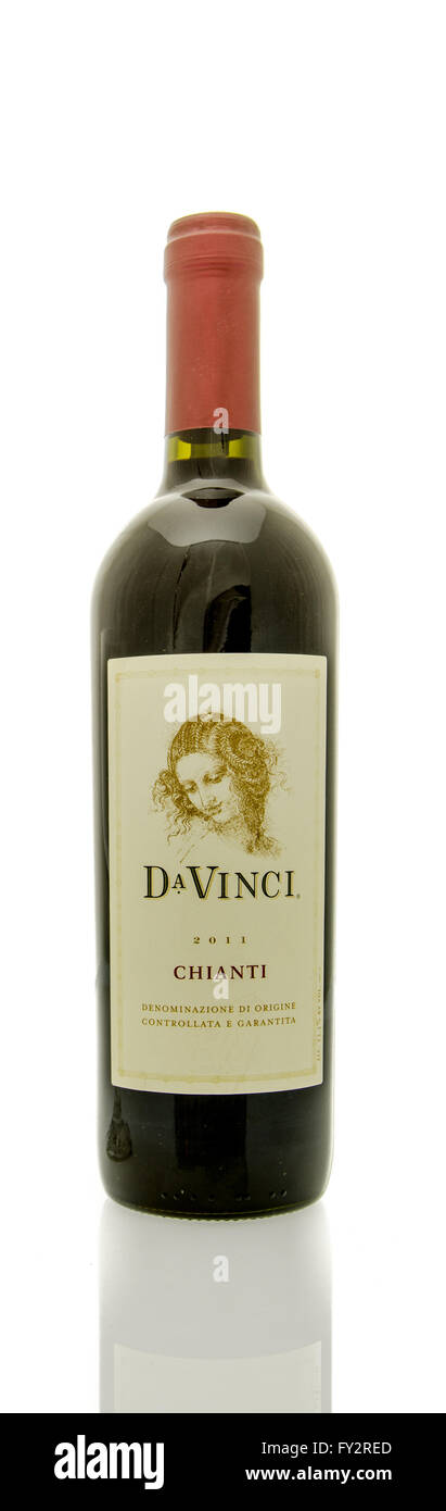 Winneconne, WI - 16 Marzo 2016: una bottiglia di vino DaVinci in Chianti sapore su uno sfondo bianco. Foto Stock