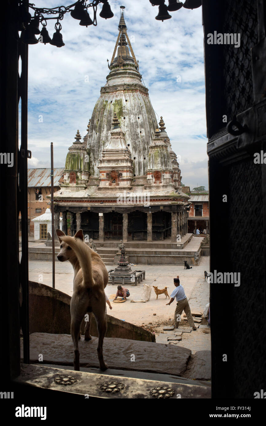 Rato Machhendranath tempio, Bungamati, Valle di Kathmandu, Nepal. Il Shikra tempio di Machhendranath o Bunga Dyo Dio di Bunga Foto Stock