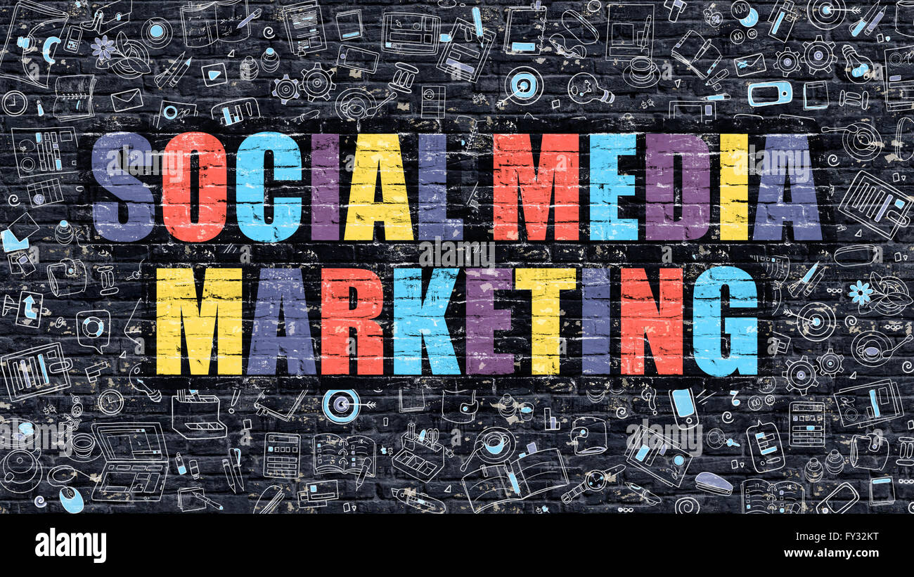 Il Social Media Marketing concetto. Multicolor su Brickwall scuro. Foto Stock