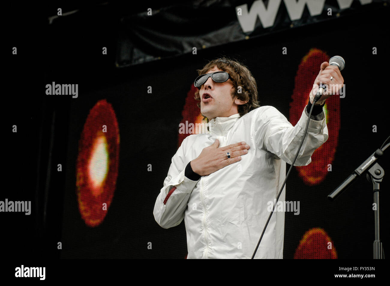 Richard Ashcroft eseguendo atLive 8 , Hyde Park, Londra. 2 Luglio 2005 Foto Stock