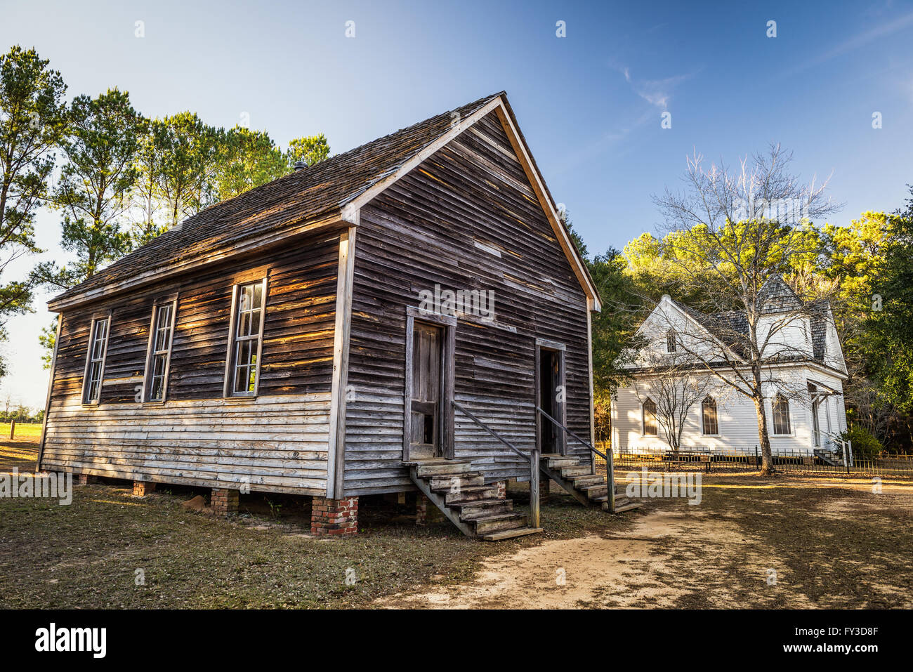 Le vecchie case in pietra miliare storica parco vicino a Dothan, Alabama Foto Stock