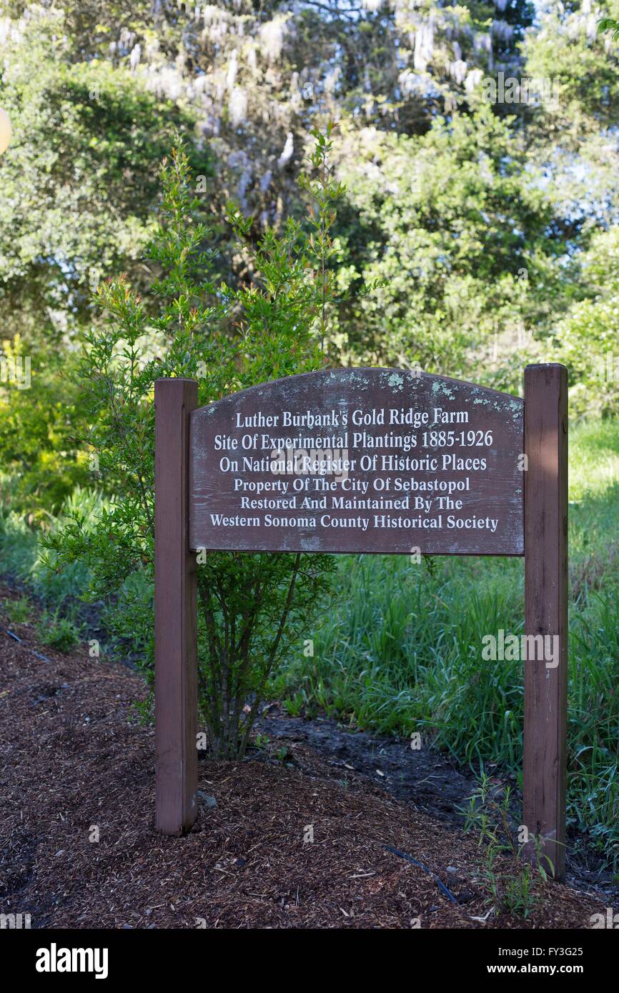 Un segno a Luther Burbank's Gold Ridge fattoria sperimentale in Sebastopol, California, Stati Uniti d'America. Foto Stock