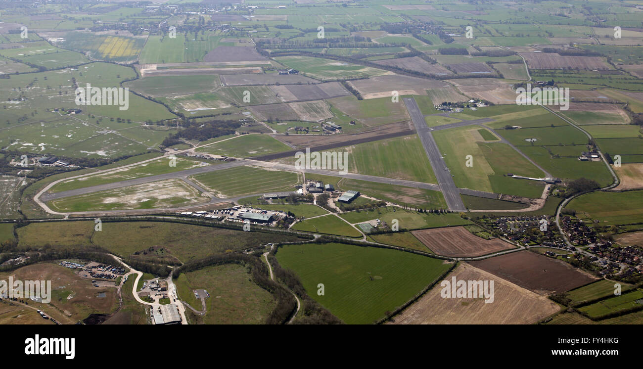 Vista aerea del campo di aviazione Rufforth vicino a Wetherby, Yorkshire, Regno Unito Foto Stock