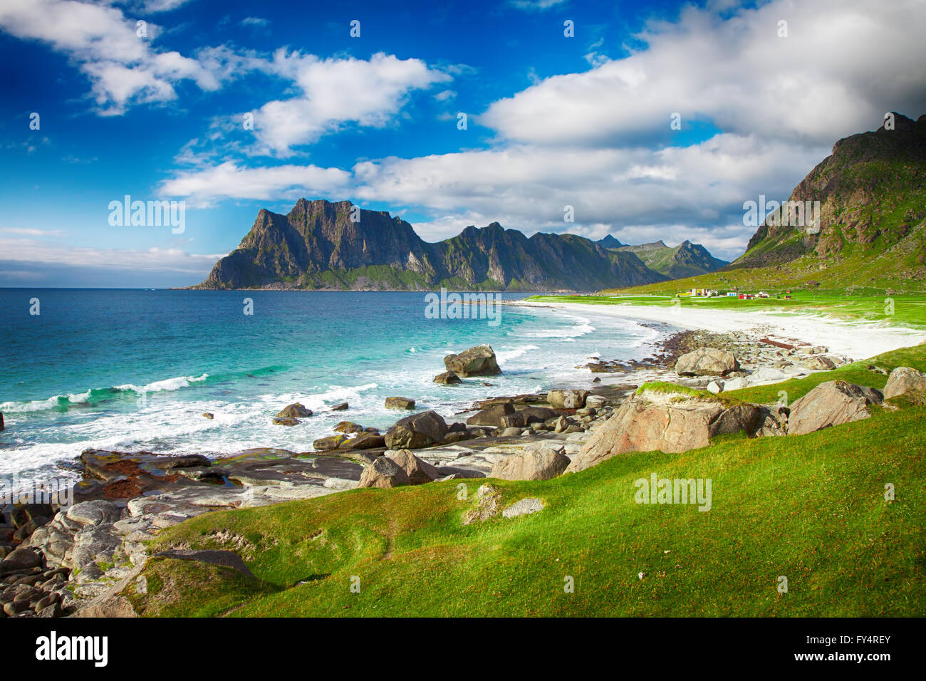 Bellissima vista alla spiaggia Eggum in Norvegia, Isole Lofoten in Norvegia Foto Stock