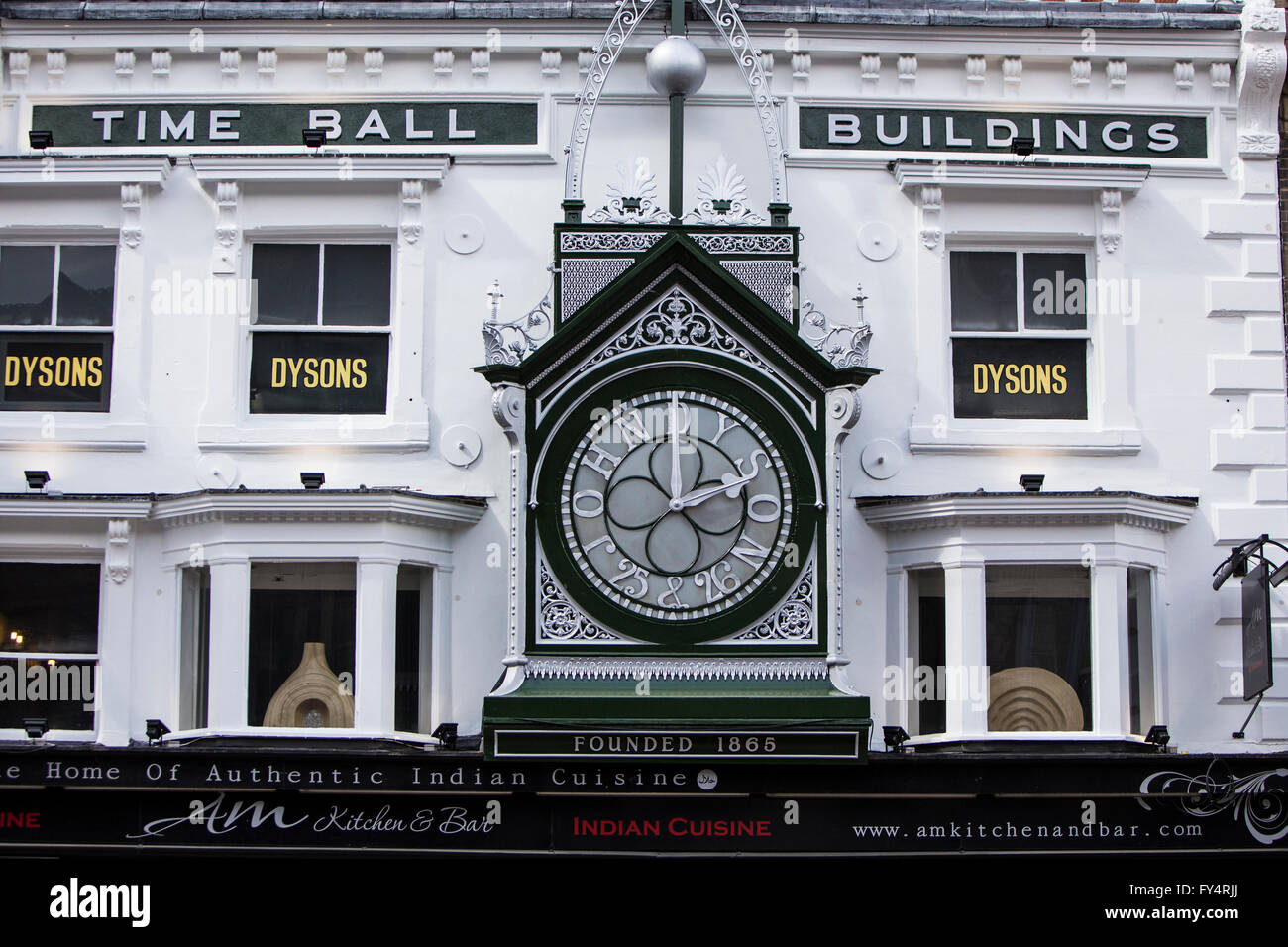 La sfera di tempo edifici su Briggate a Leeds, West Yorkshire, Inghilterra. Foto Stock