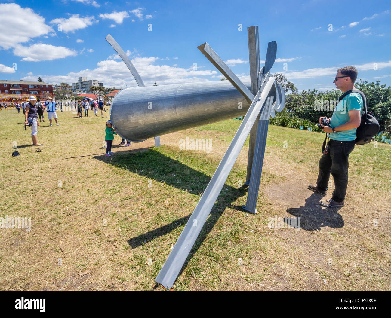 Scultura Di Mare 2015, annuale open air art exhibition lungo la passeggiata costiera tra Bondi e Tamarama, Sydney, Australia Foto Stock