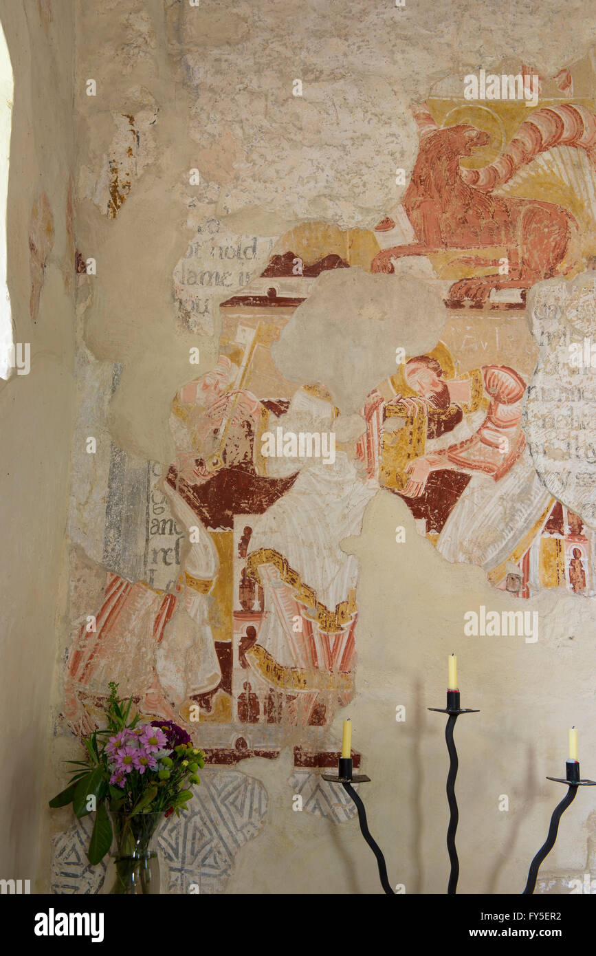 Muro medievale dipinti nella chiesa parrocchiale del borgo di Coombes in th Adur valley Foto Stock