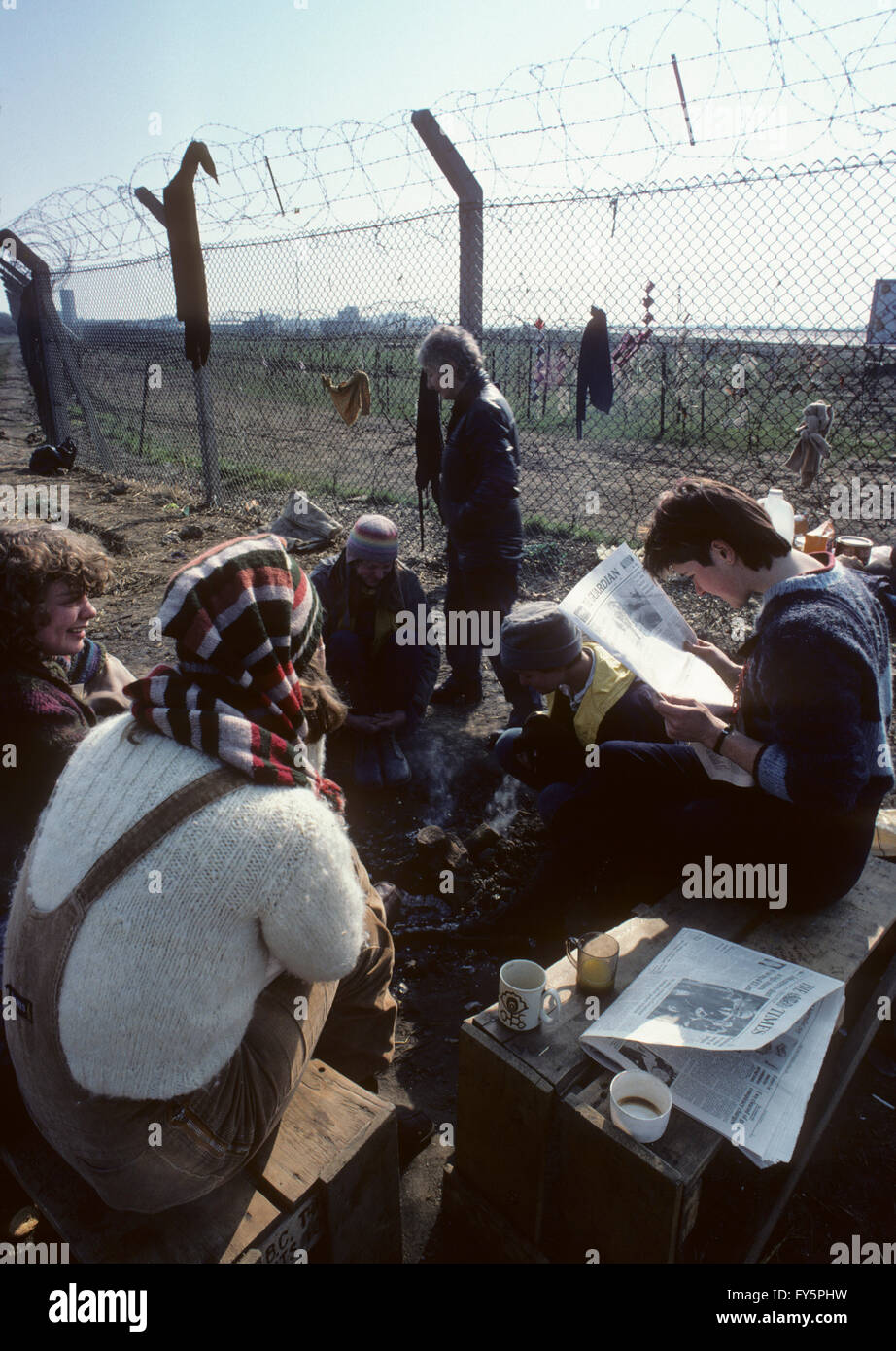 Nel 1981 la Greenham Common donne la protesta camp è stato istituito per protestare contro l'Americano di missili di crociera essendo spostato lì. Foto Stock