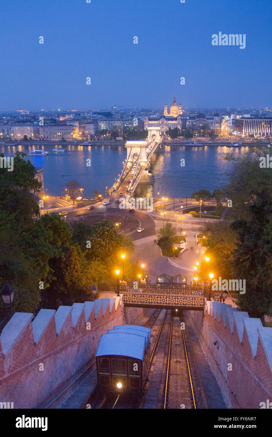 Il ponte della Catena, Budapest, Ungheria. Foto Stock