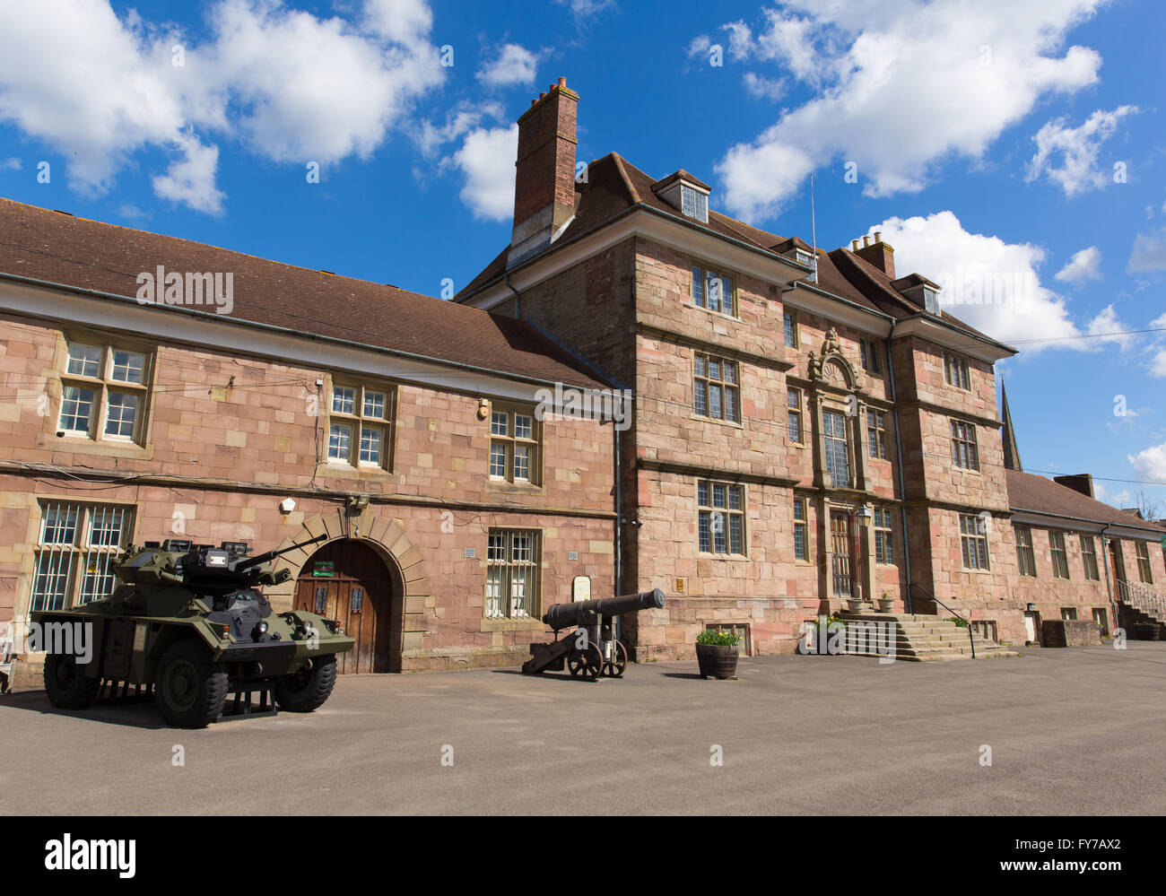 Monmouth Regimental Museum vicino al castello di Wye Valley Wales uk attrazione turistica Foto Stock