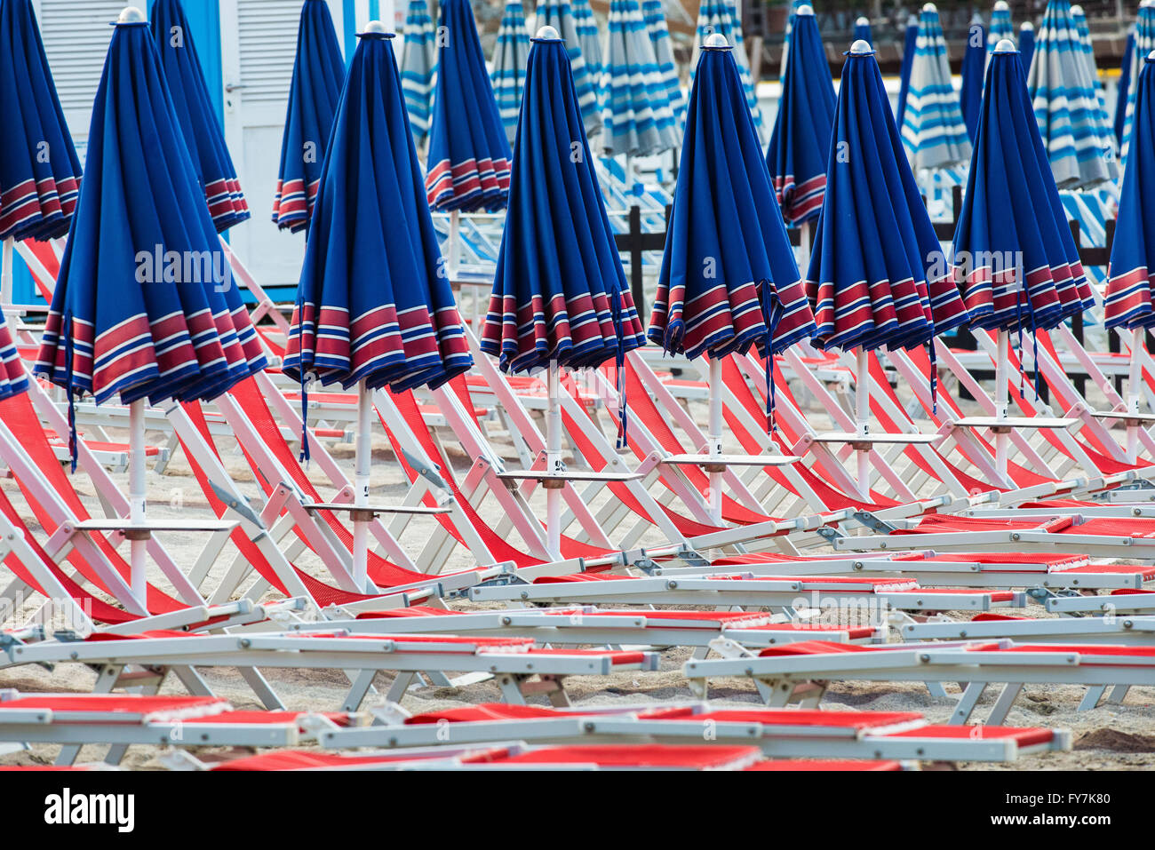 Beach resort nel villaggio di Noli nella riviera ligure di levante Foto Stock