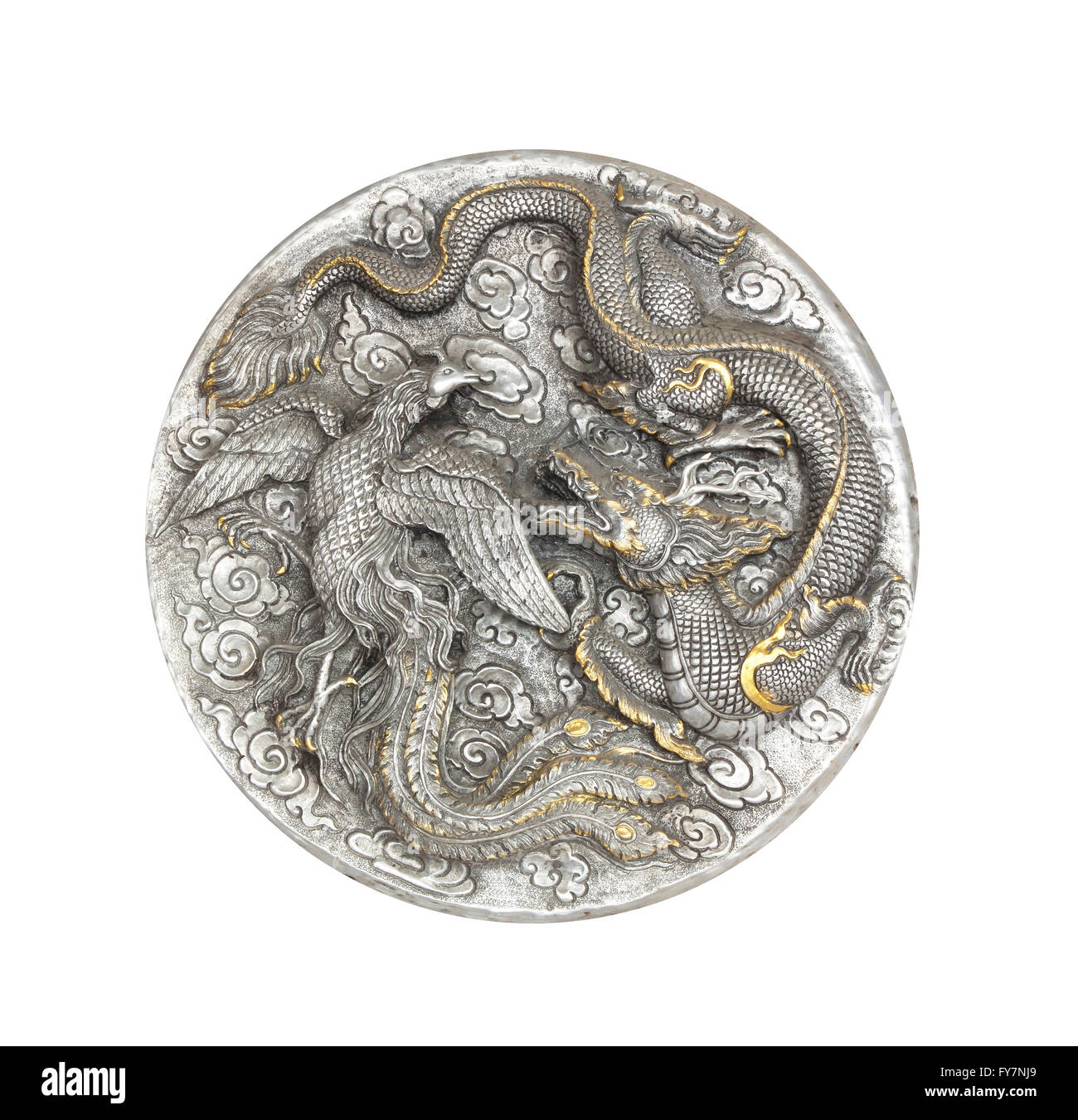 Draghi lamiera di fondo argento isolato su sfondo bianco. Foto Stock