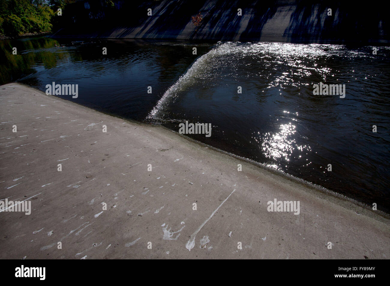 Flint River di Flint, Michigan. Foto Stock