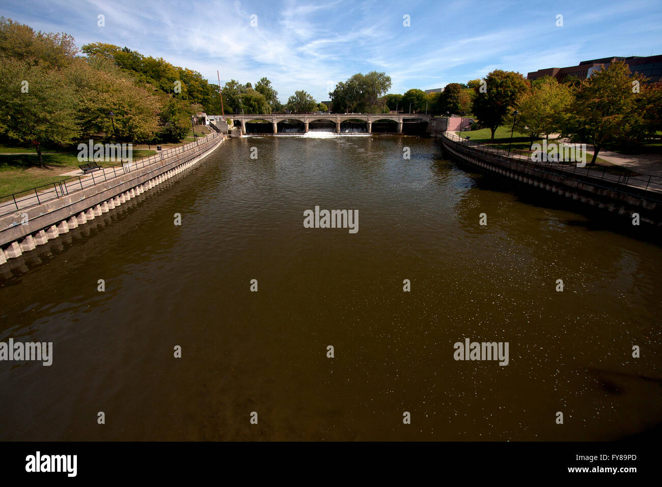 Hamilton diga sul fiume vitreo di Flint, Michigan. Foto Stock