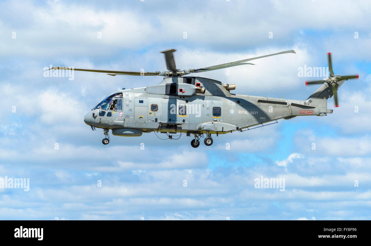 AgustaWestland AW101 Merlin HM2 elicottero in volo Foto Stock