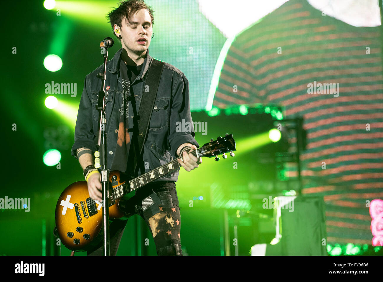 Manchester, Regno Unito. 23 Aprile, 2016. Australia 5 secondi di estate eseguire al Manchester Arena 23/04/2016 Credit: Gary Mather/Alamy Live News Foto Stock