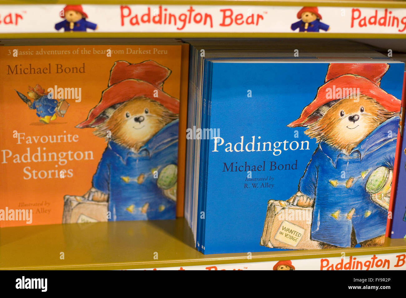 Visualizzazione di Paddington Bear libri Foto Stock