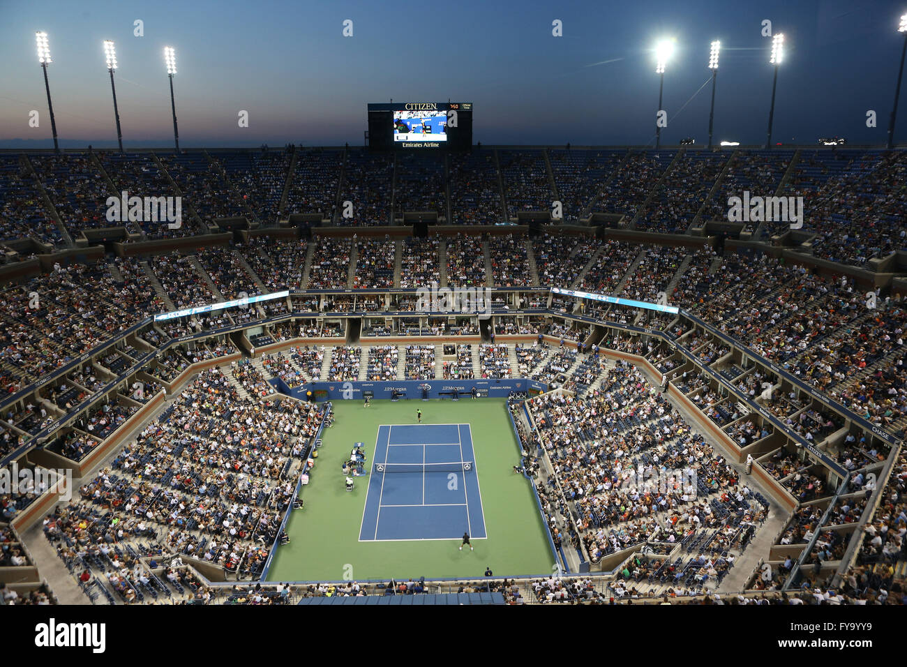 L'Arthur Ashe Stadium, Centre Court, di notte, US Open 2014, ITF Grand Slam torneo di tennis, USTA Billie Jean King National Foto Stock