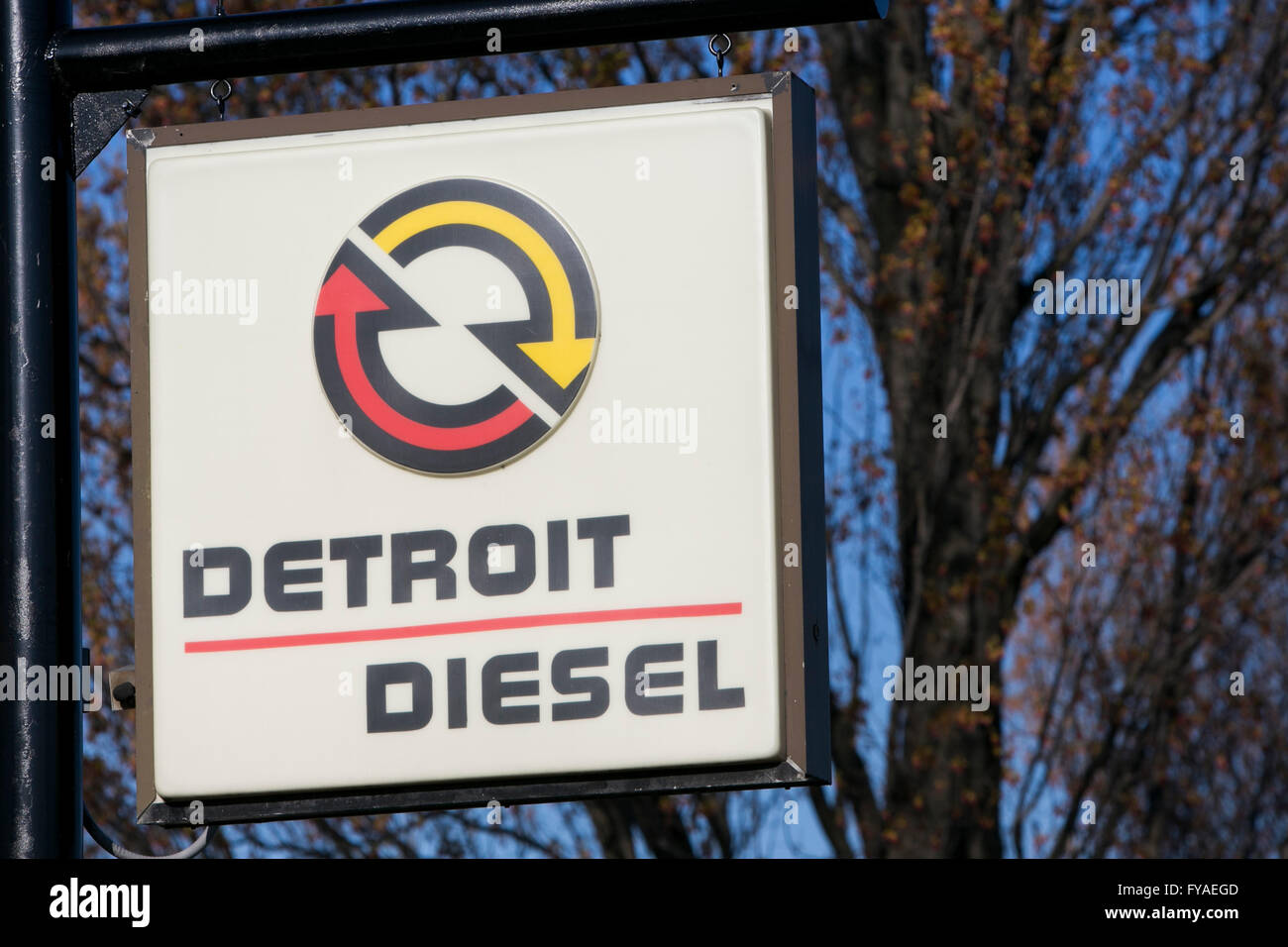 Un segno del logo al di fuori di una struttura occupata da Detroit Diesel a Carlisle, Pennsylvania il 17 aprile 2016. Foto Stock