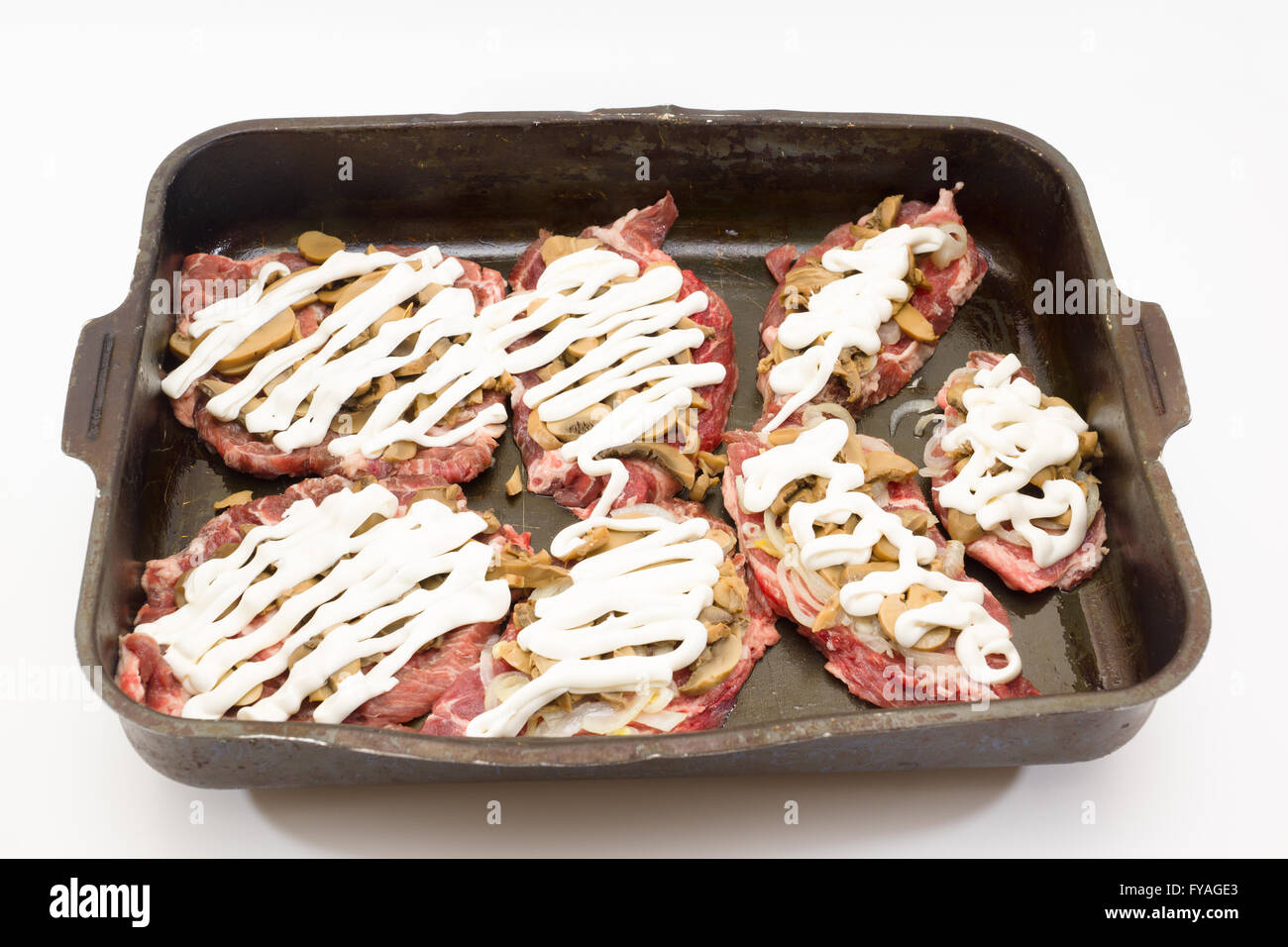 Il rosso fresco di carne durante la cottura arrosto Foto Stock