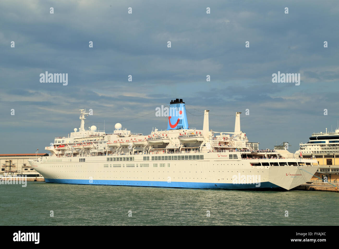 La nave di crociera Thomson celebrazione, IMO 8027298 Foto Stock